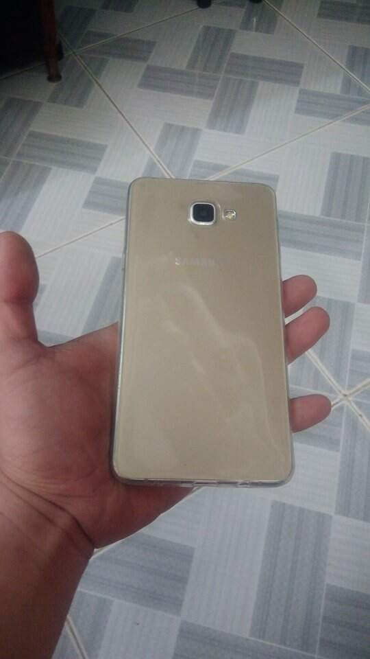 ss a9 pro vang....jpg