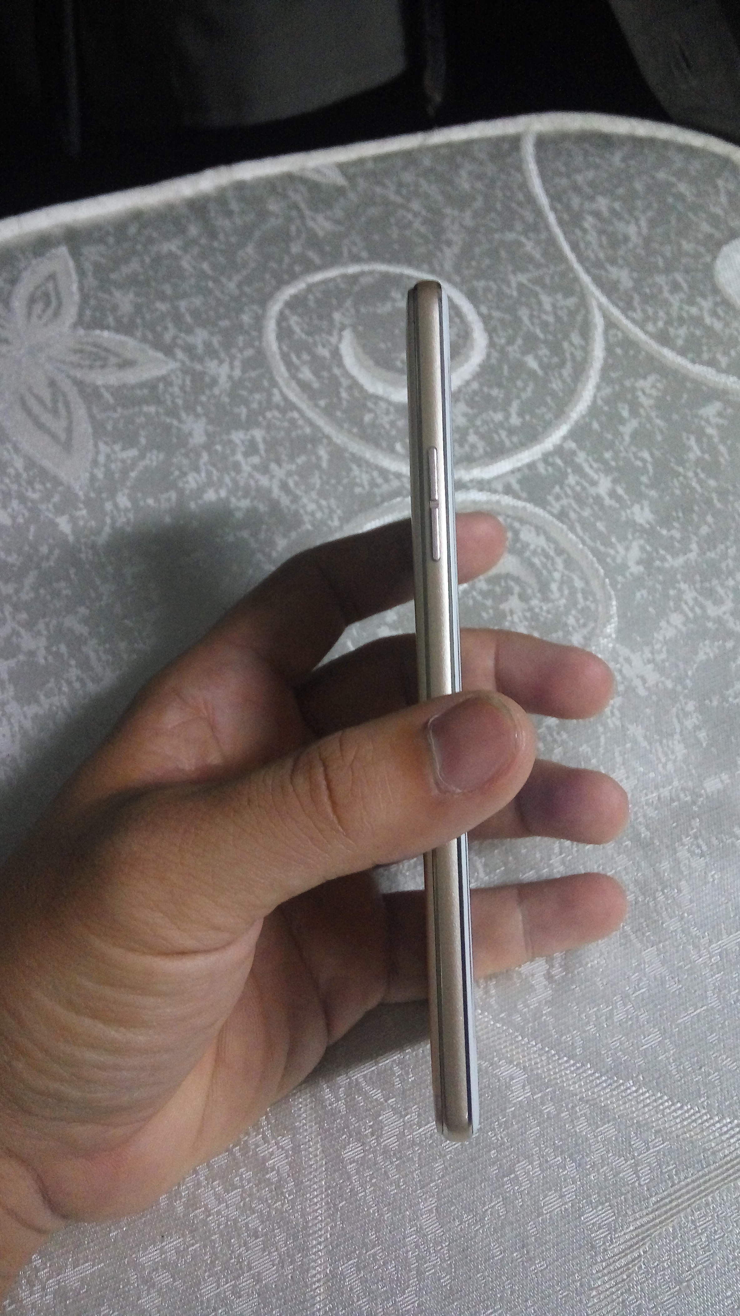 oppo f1w1..jpg