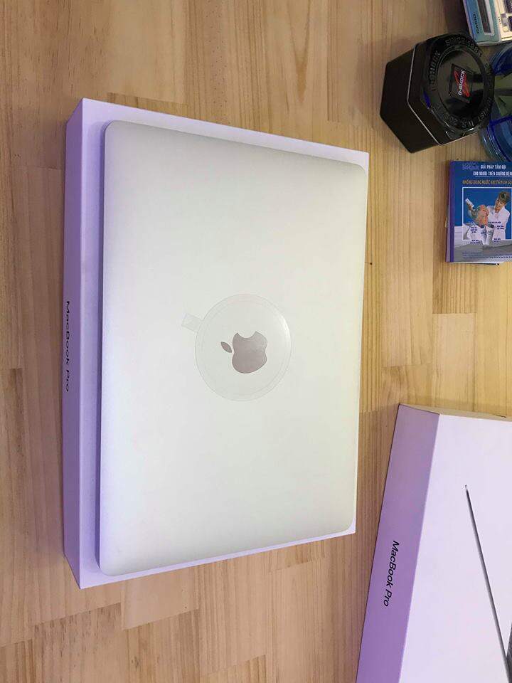 PRO RETINA 2016 13inch silver 2.jpg