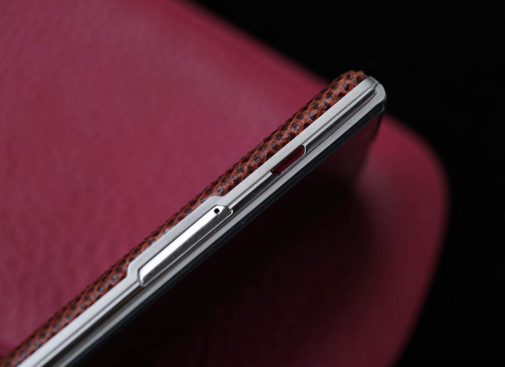 vertu Vf.jpg