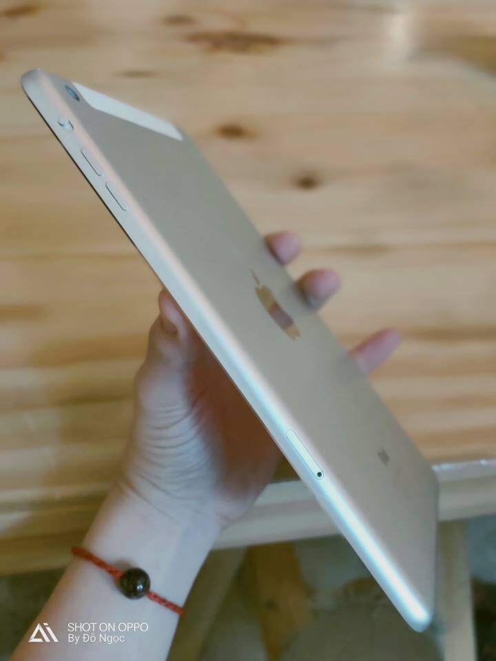 48362630_10215512687382899_609512097604173824_n.jpg